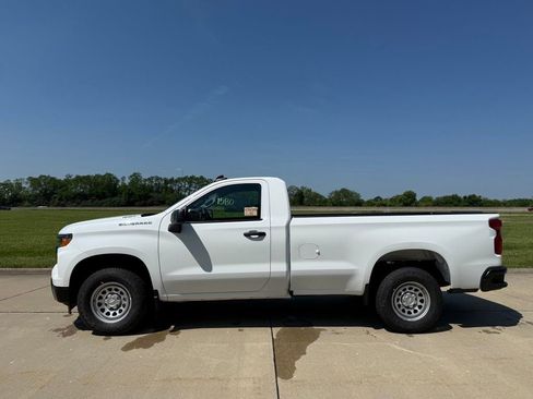 Used 2026 Chevrolet Silverado 1500 W/T w/ Trailering Package RWD image 7