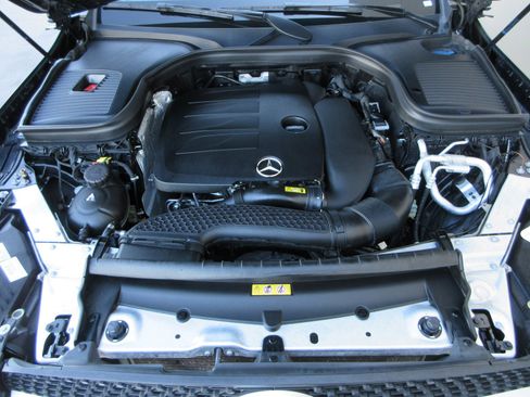 Used 2020 Mercedes-Benz GLC 300 GLC 300 Coupe image 48