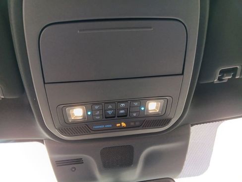 Used 2025 Ford Expedition Tremor AWD/4WD image 26