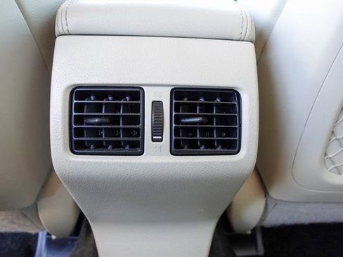 Used 2014 Subaru Outback 2.5i Limited w/ Moonroof Package image 26