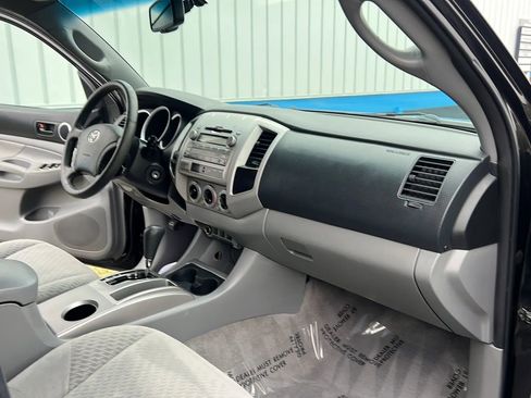 Used 2011 Toyota Tacoma 4x4 Double Cab w/ SR5 Pkg #2 image 18