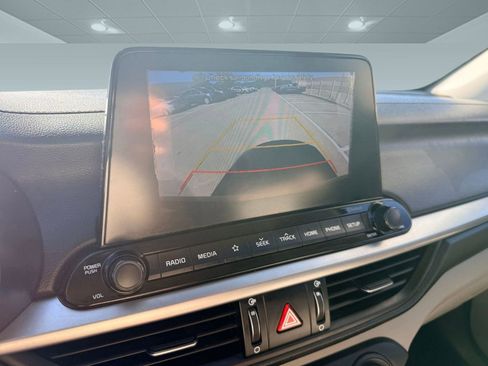 Used 2020 Kia Forte LXS image 28