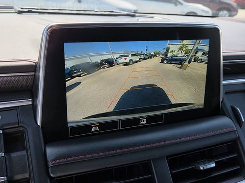 Certified 2021 Chevrolet Suburban RST RWD image 27