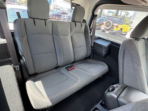 Used 2024 Jeep Wrangler Sport AWD/4WD image 7