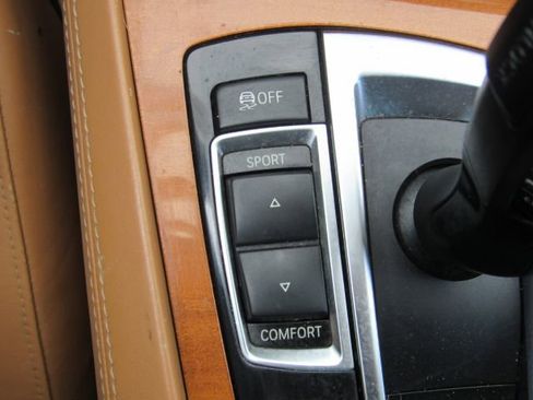 Used 2013 BMW ALPINA B7 xDrive w/ Driver Assistance Pkg image 45