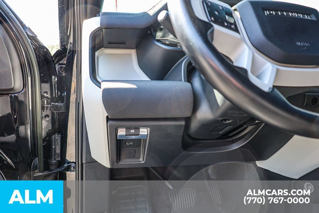 Used 2023 Land Rover Defender 110 S AWD/4WD image 26