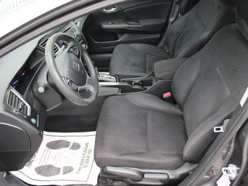 Used 2013 Honda Civic LX image 9
