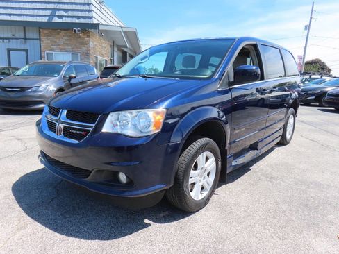 Used 2012 Dodge Grand Caravan Crew w/ Crew Value Pkg FWD image 29