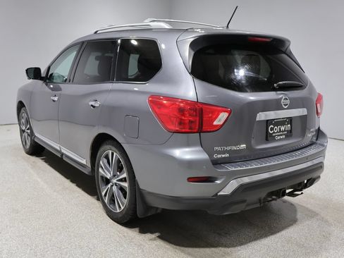 Used 2017 Nissan Pathfinder Platinum AWD/4WD image 6