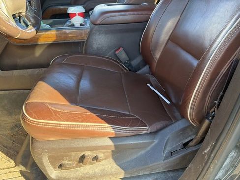 Used 2018 Chevrolet Silverado 1500 High Country image 49