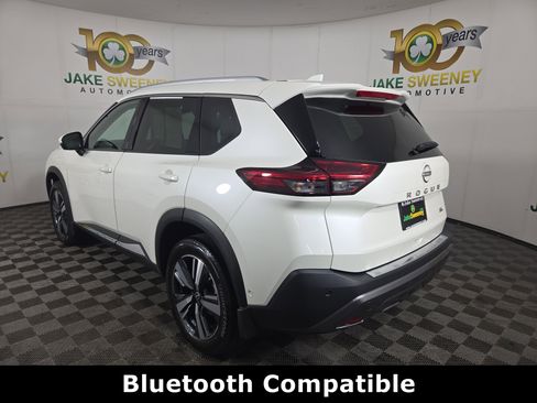 Used 2023 Nissan Rogue SL w/ SL Premium Package image 6