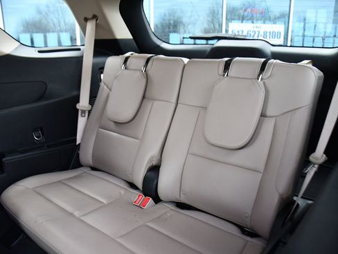 Used 2022 Ford Explorer XLT w/ Equipment Group 202A image 21