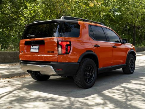 Used 2026 Honda Passport TrailSport Elite image 9