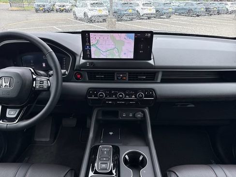 Used 2026 Honda Pilot Black Edition image 25