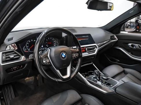 Used 2021 BMW 330i Sedan w/ Driving Assistance Package RWD image 3