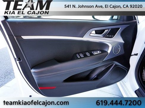 Used 2021 Genesis G70 3.3T RWD image 25