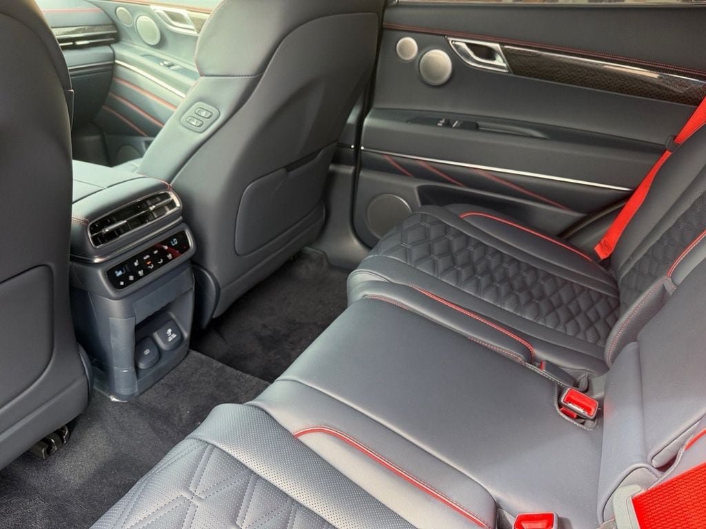New 2026 Genesis GV80 3.5T e-SC AWD/4WD image 17