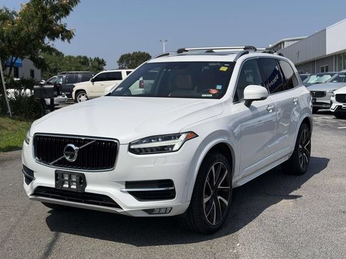 Used 2018 Volvo XC90 T6 Momentum w/ Convenience Package AWD/4WD image 23