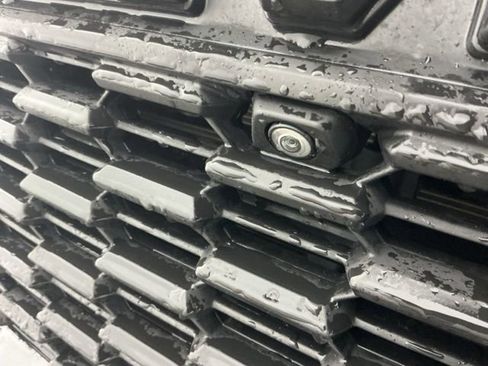 Used 2021 GMC Yukon XL Denali image 8