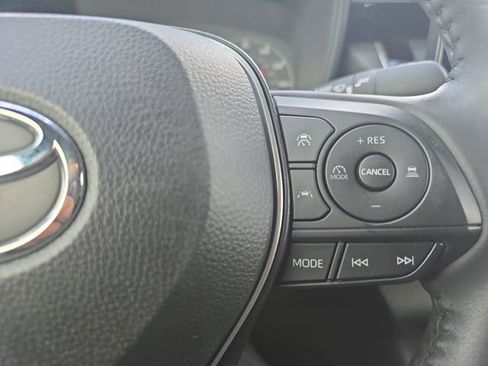Used 2024 Toyota Corolla SE image 17