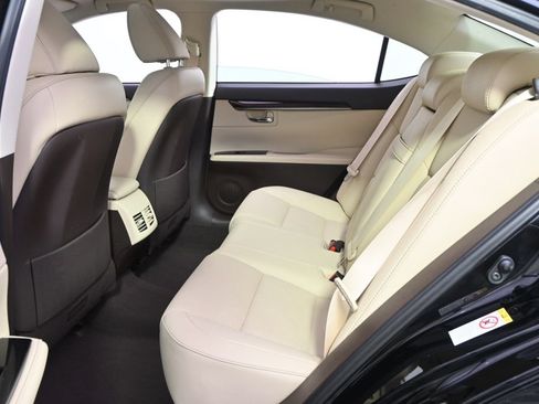 Used 2017 Lexus ES 350 w/ Premium Package FWD image 21