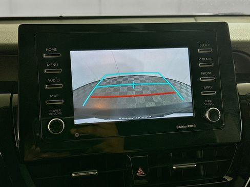 Used 2021 Toyota Camry SE FWD image 21