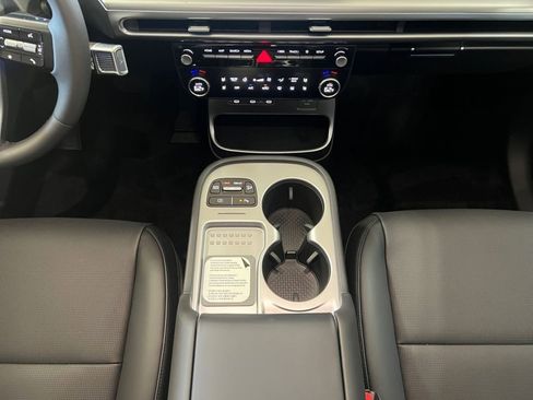 New 2026 Hyundai Ioniq 9 SEL image 11