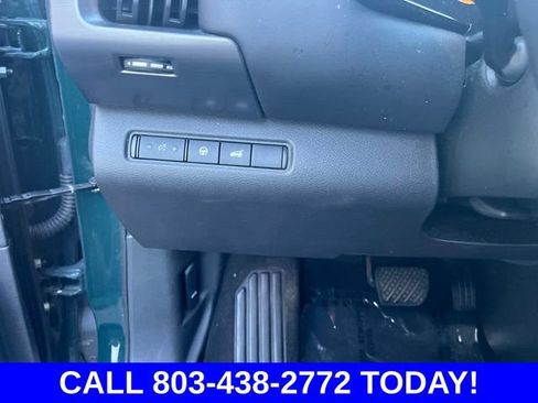 Used 2024 Nissan Pathfinder SL w/ SL Premium Package FWD image 33