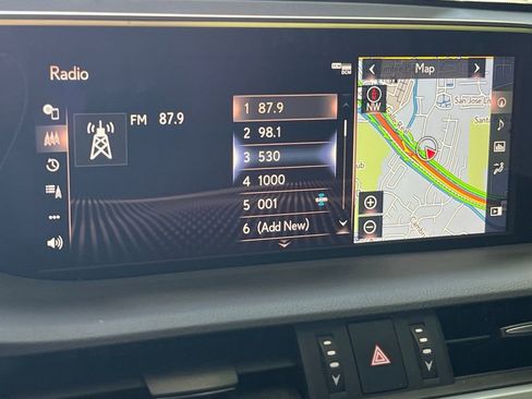 Used 2019 Lexus ES 300h w/ Accessory Package 2 image 20