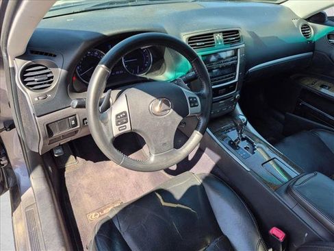 Used 2012 Lexus IS 250 w/ Premium Pkg Value Edition RWD image 9