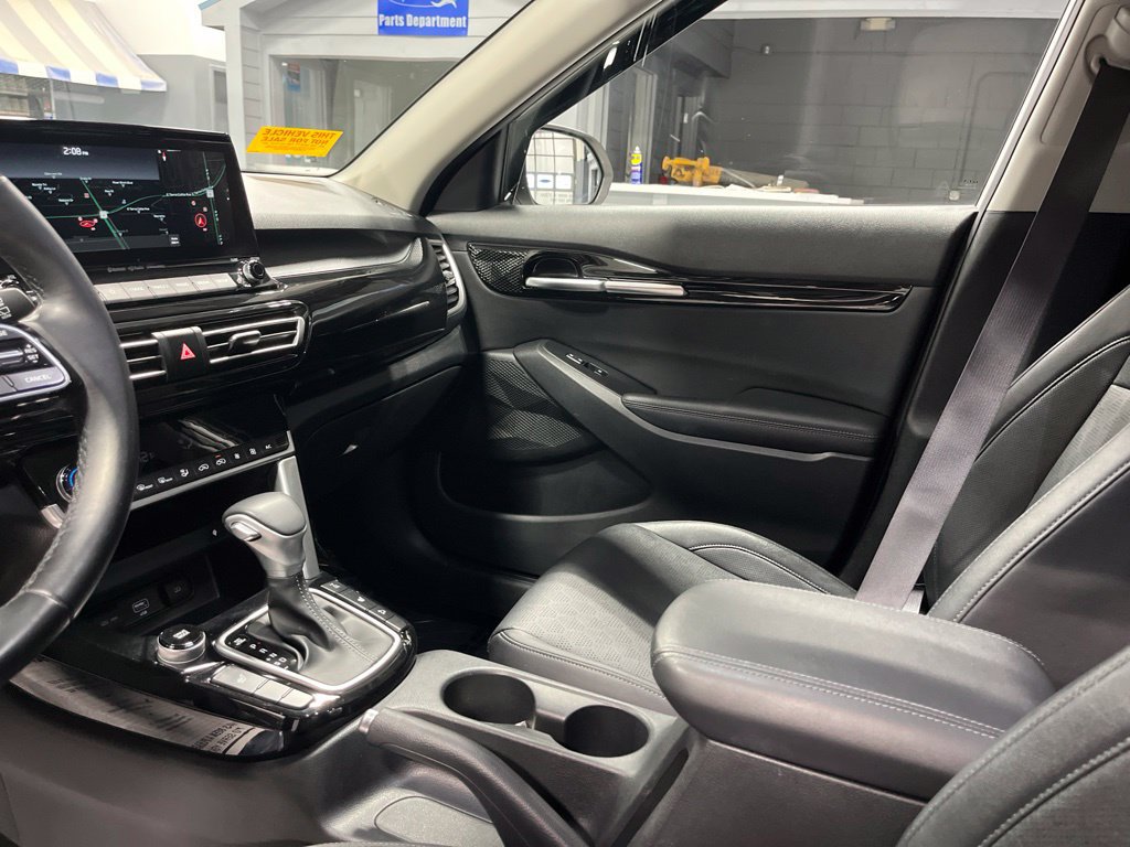 Used 2022 Kia Seltos EX AWD/4WD image 17