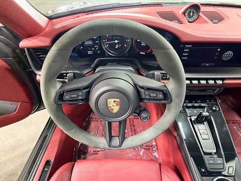Certified 2023 Porsche 911 Targa 4 GTS AWD/4WD image 35