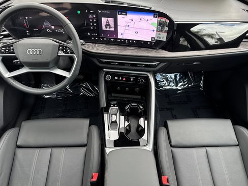 New 2025 Audi Q5 Premium Plus image 10