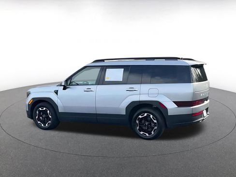 Used 2025 Hyundai Santa Fe SEL image 10