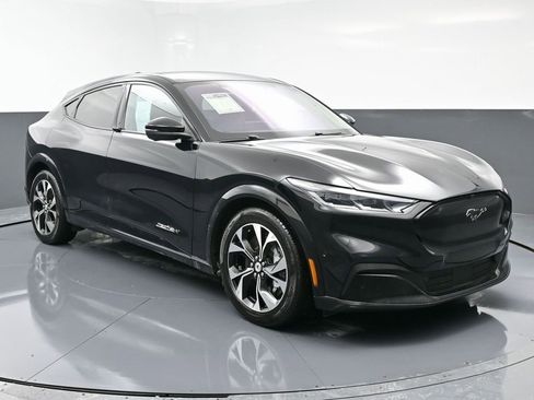 Used 2022 Ford Mustang Mach-E Premium image 3