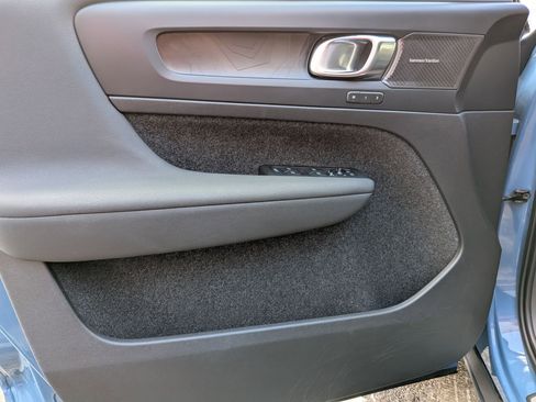 Certified 2023 Volvo C40 P8 Recharge Ultimate w/ Protection Package Premier image 12