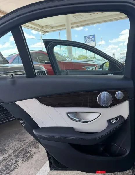 Used 2020 Mercedes-Benz C 300 Sedan image 21
