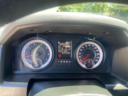Used 2017 RAM 1500 Express w/ Express Value Package AWD/4WD image 12