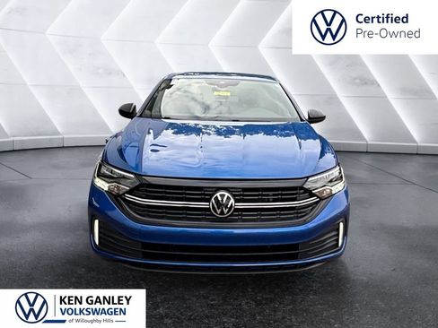 Used 2022 Volkswagen Jetta Sport FWD image 2