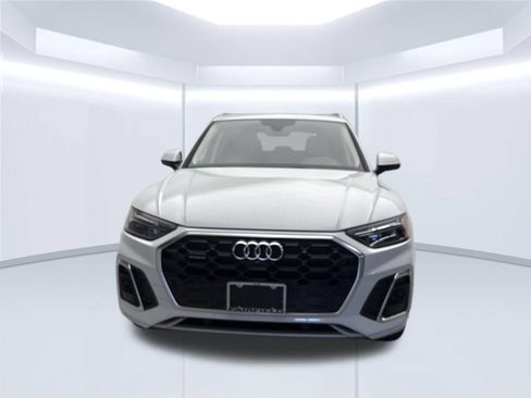 Used 2023 Audi Q5 2.0T Premium Plus w/ Premium Plus Package AWD/4WD image 11