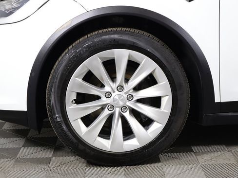 Used 2020 Tesla Model X Long Range image 20