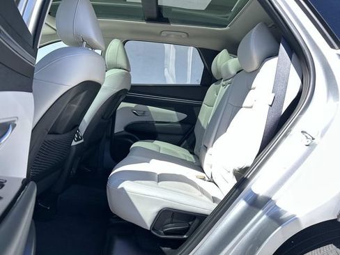 Certified 2024 Hyundai Tucson Limited AWD/4WD image 16