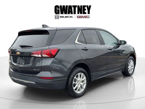 Used 2023 Chevrolet Equinox LT AWD/4WD image 3