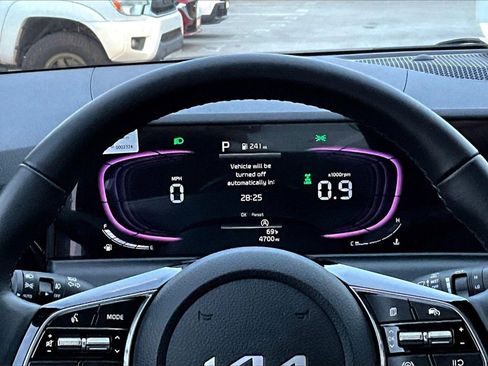 Certified 2025 Kia Seltos S image 13