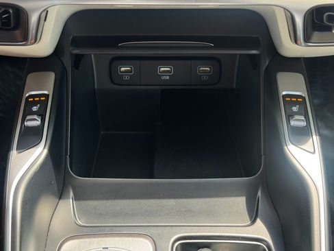 Used 2021 Kia Sorento S FWD image 29