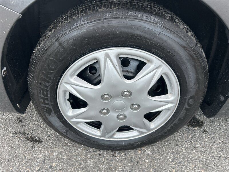 Used 2013 Toyota Corolla L FWD image 7