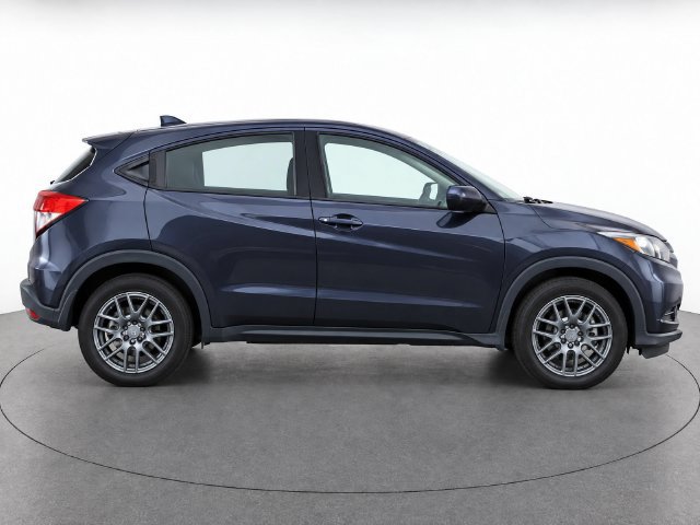 Used 2017 Honda HR-V LX image 8