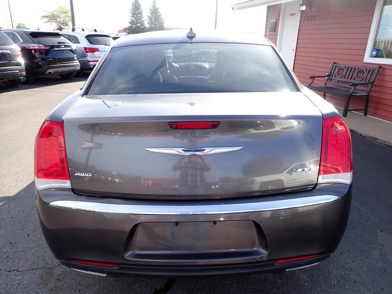 Used 2016 Chrysler 300 Limited w/ Driver Convenience Group AWD/4WD image 5