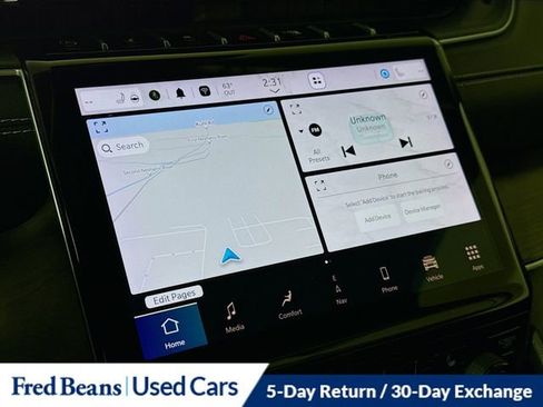 Used 2023 Jeep Grand Cherokee Limited image 17