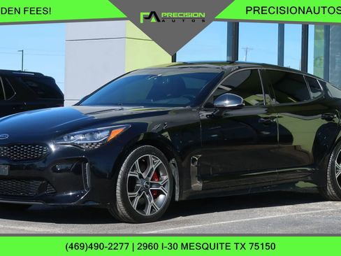 Used 2018 Kia Stinger GT2 image 1
